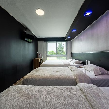 Hotel La Rocade Памие Екстериор снимка